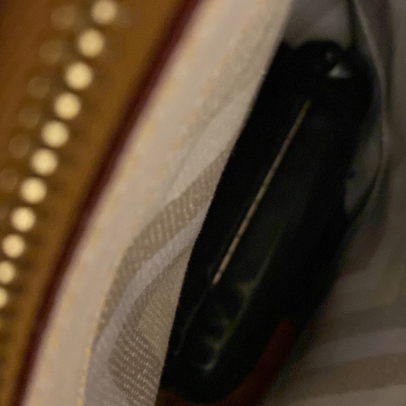 Dooney &Bourke Shelby Shopper in gray with honey accents hardware in gold EUC - Picture 11 of 15